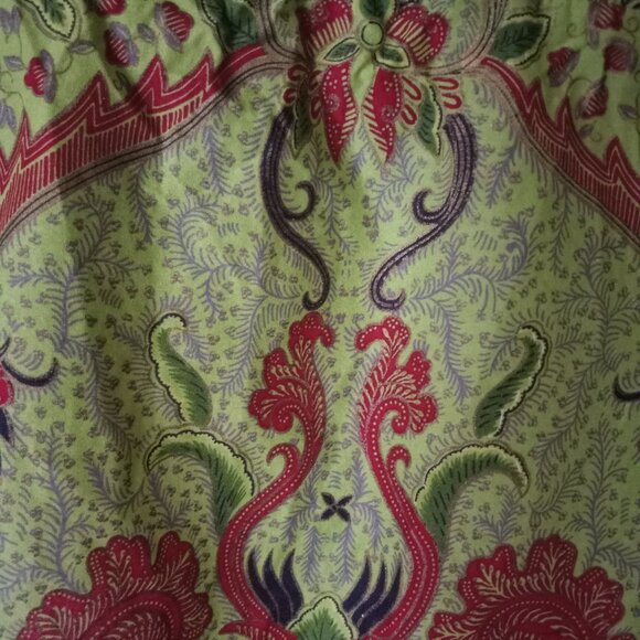 GUESS Green-and-Red Paisley Handkerchief Tank Women's S - Picture 2 of 10